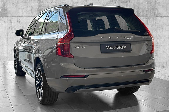 Volvo XC90 7 of 30
