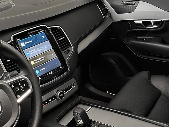 Volvo XC90 21 of 28