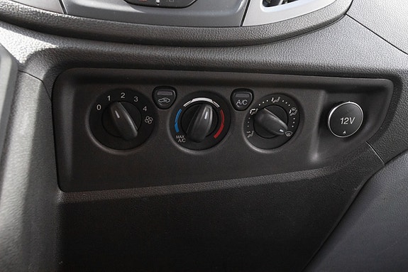 Ford Transit 17 of 20