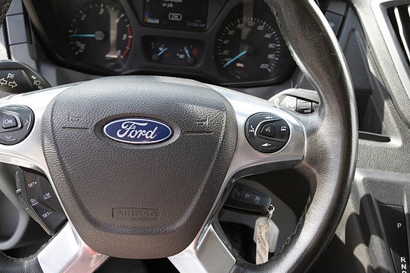 Ford Transit 16 of 20