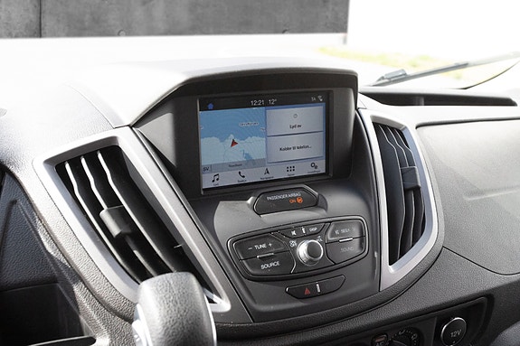 Ford Transit 18 of 20