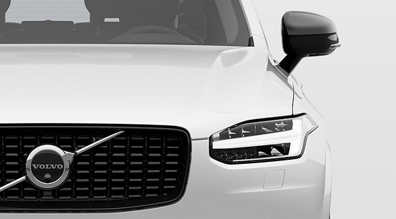 Volvo XC90 8 of 21
