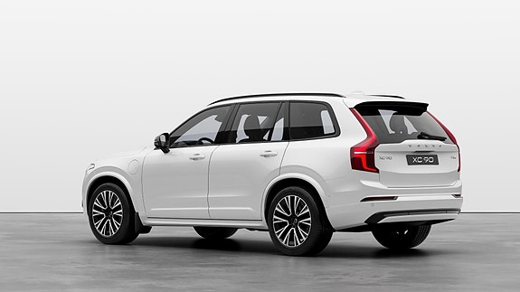 Volvo XC90 4 of 21