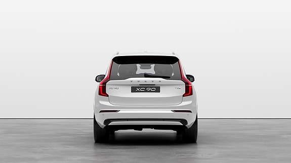 Volvo XC90 5 of 21