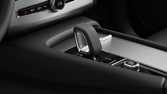Volvo XC90 18 of 21