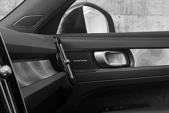 Volvo XC40 21 of 28