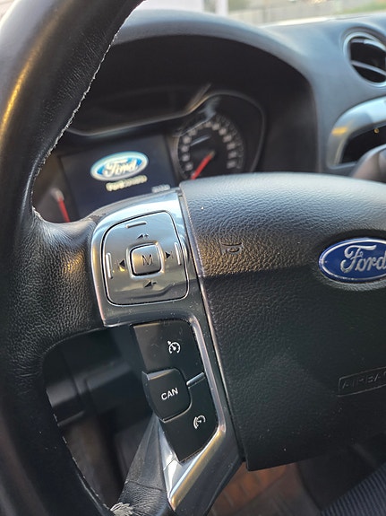 Ford S-MAX 27 of 30