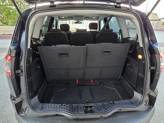 Ford S-MAX 7 of 30