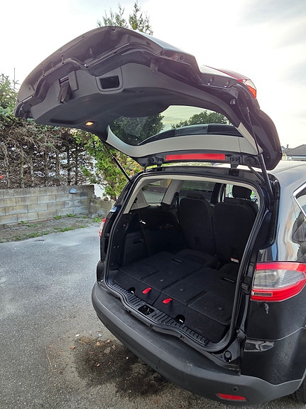Ford S-MAX 5 of 30