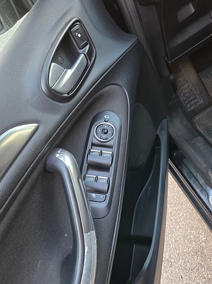 Ford S-MAX 15 of 30
