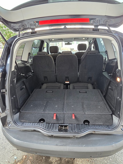 Ford S-MAX 6 of 30