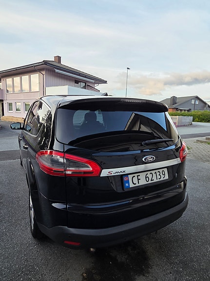 Ford S-MAX 3 of 30