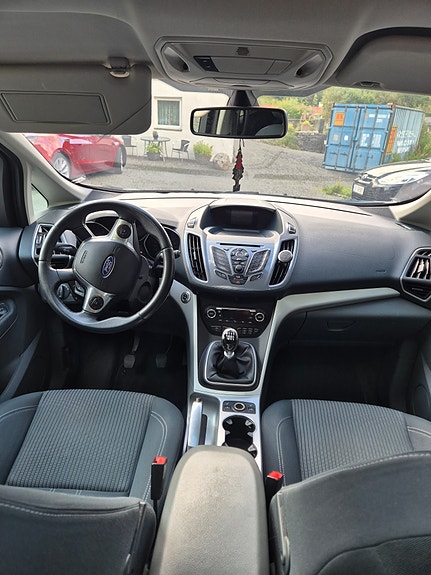 Ford Grand C-MAX 15 of 18