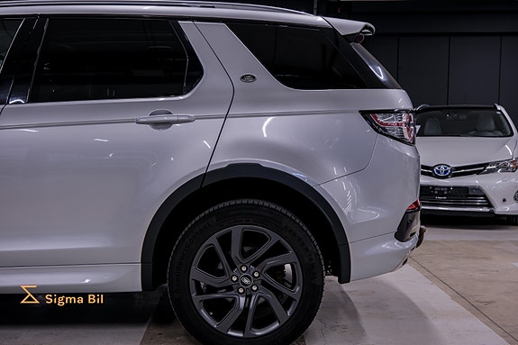Land Rover Discovery Sport 7 of 30