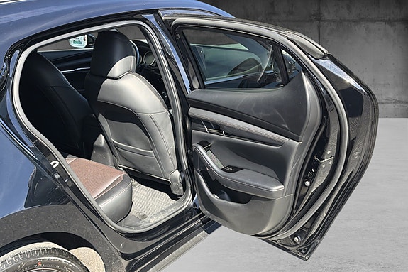 Mazda 3 11 of 14