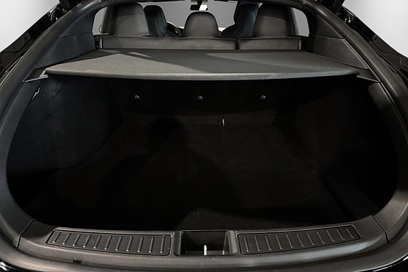 Tesla Model S 25 of 30