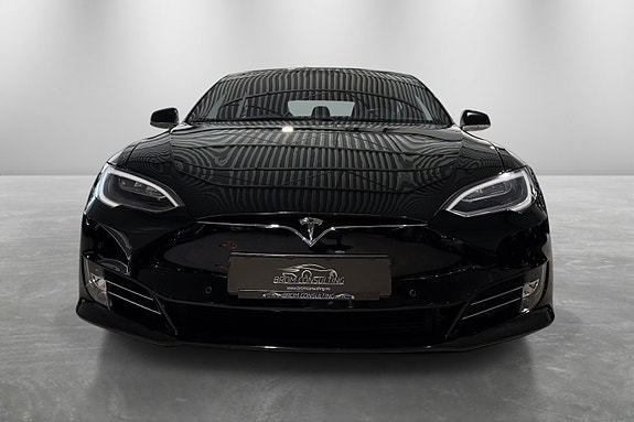 Tesla Model S 12 of 30