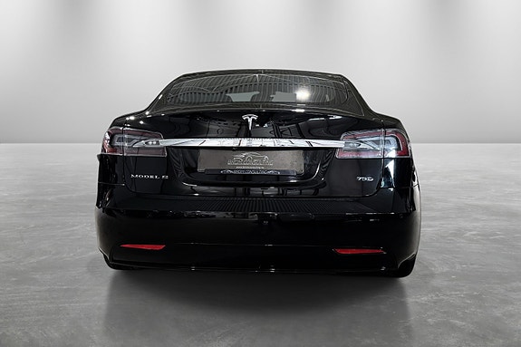 Tesla Model S 6 of 30