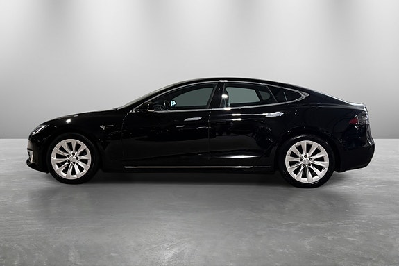 Tesla Model S 3 of 30