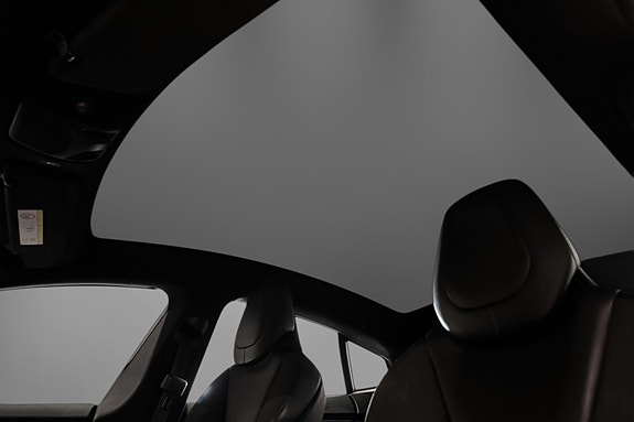 Tesla Model S 20 of 30
