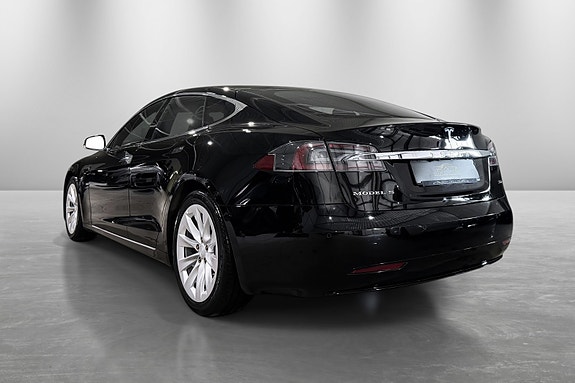 Tesla Model S 5 of 30