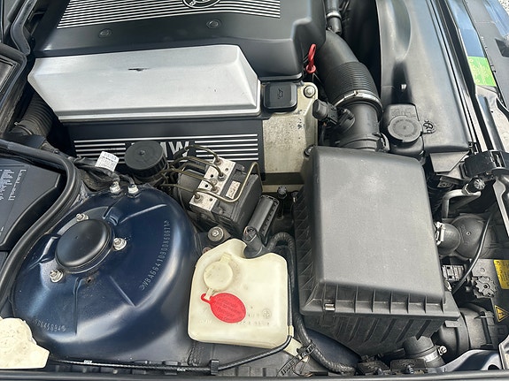 BMW 735iA 22 of 28