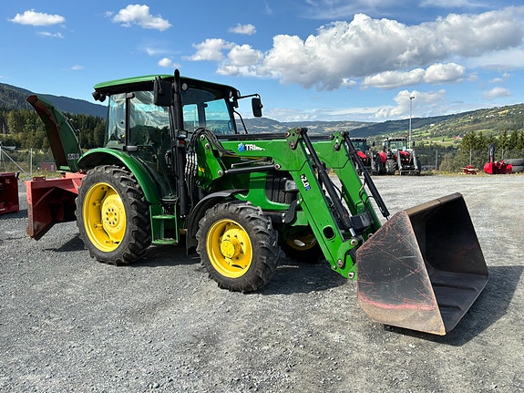 John Deere 5080R 2 of 24
