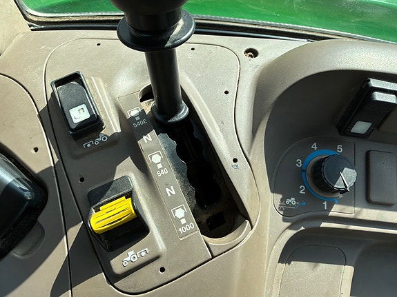 John Deere 5080R 16 of 24