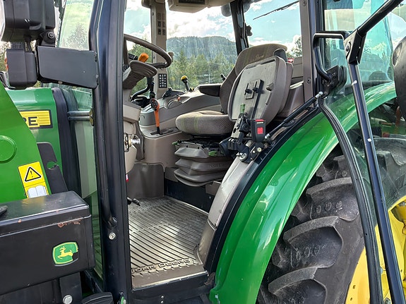 John Deere 5080R 12 of 24