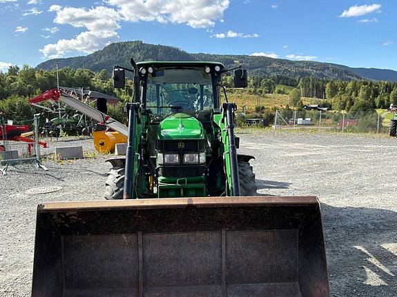 John Deere 5080R 3 of 24