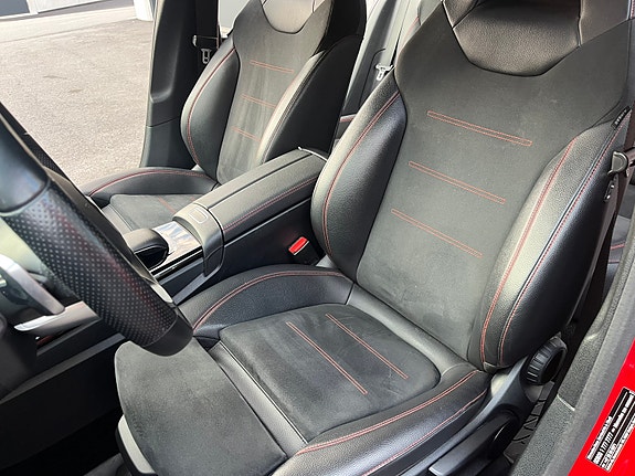 Mercedes-Benz A200 20 of 30