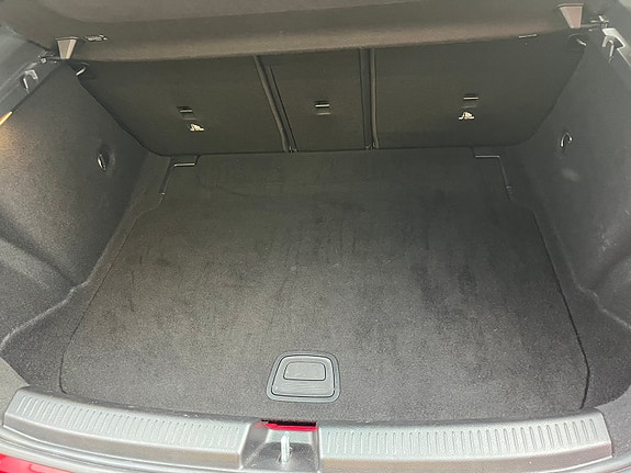 Mercedes-Benz A200 28 of 30