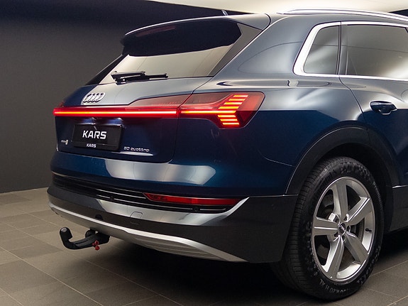 Audi e-tron 30 of 30