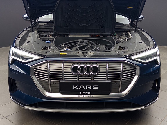 Audi e-tron 17 of 30