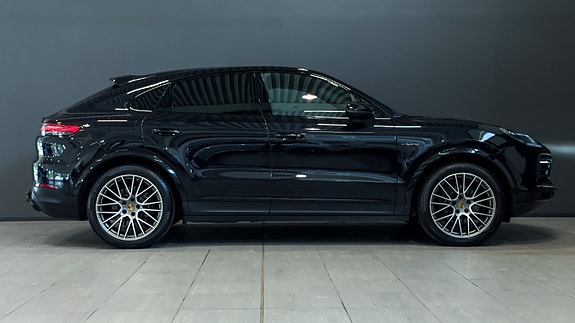 Porsche Cayenne Coupe 7 of 30