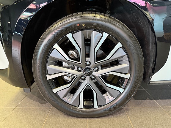 Subaru Solterra 10 of 14
