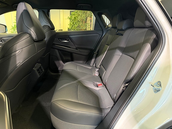 Subaru Solterra 11 of 14