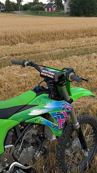 Kawasaki 9 of 12