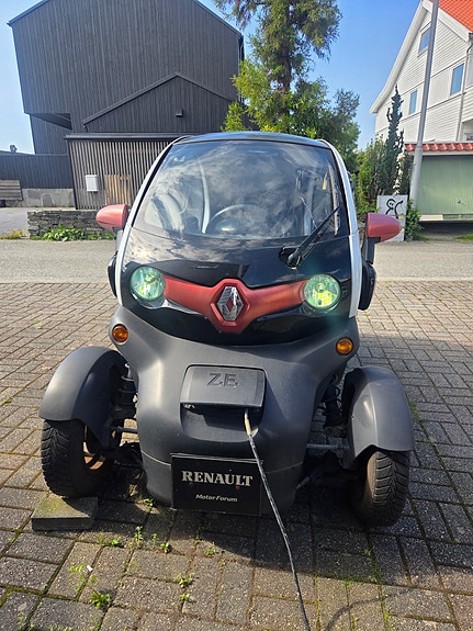 Renault Twizy 2 of 9