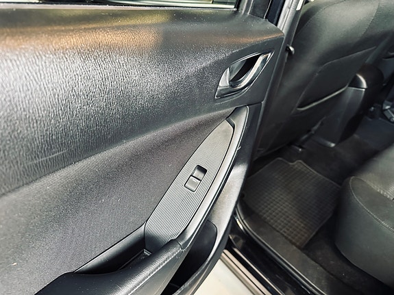 Mazda CX-5 28 of 30