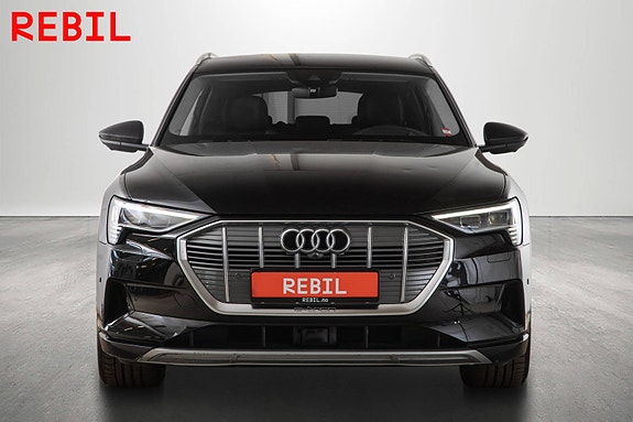 Audi e-tron 3 of 30