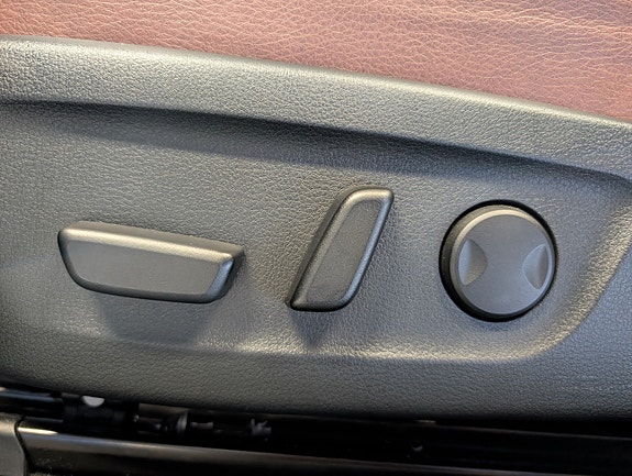 Mazda MX-30 17 of 30
