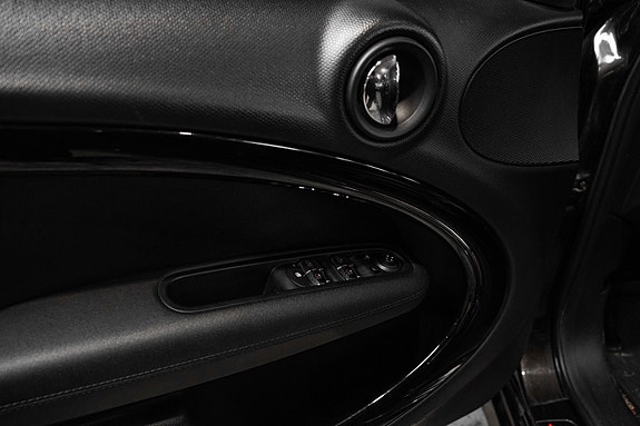 MINI Cooper S 16 of 27