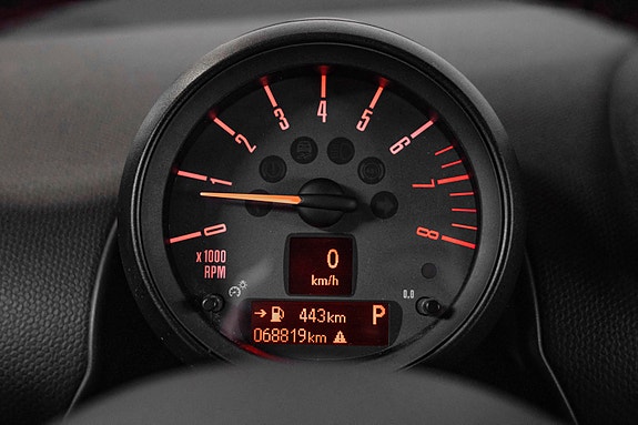 MINI Cooper S 23 of 27