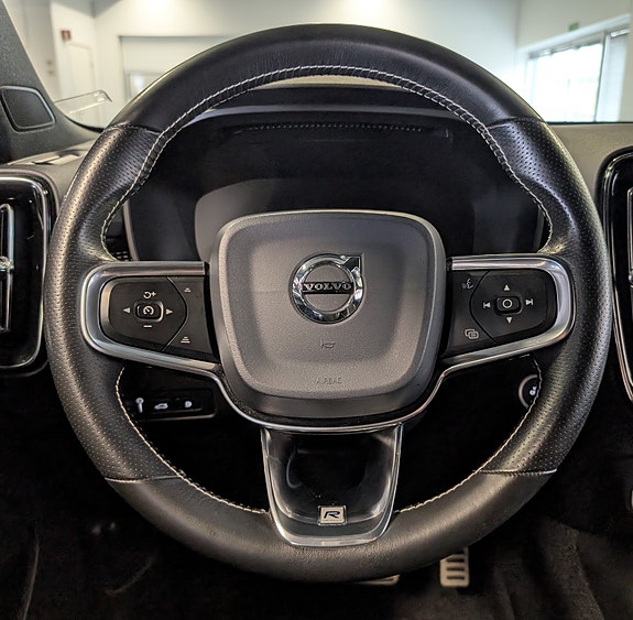 Volvo XC40 22 of 30