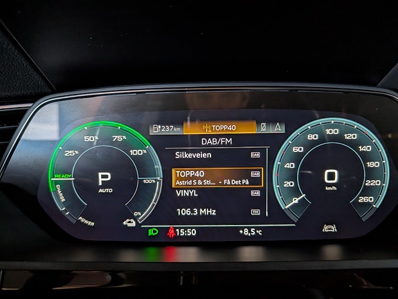 Audi e-tron 30 of 30
