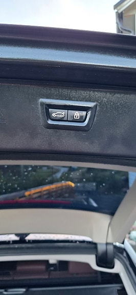 BMW 525d 16 of 18