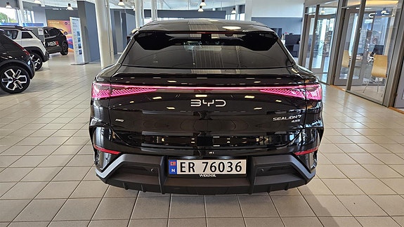BYD Sealion 7 6 of 30