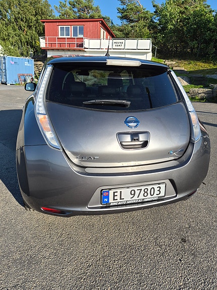 Nissan Leaf 12 of 22