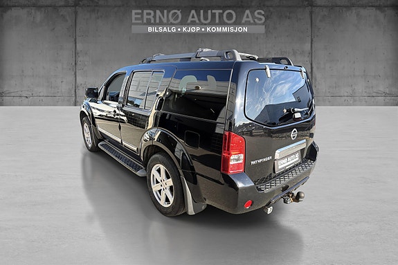 Nissan Pathfinder 5 of 15